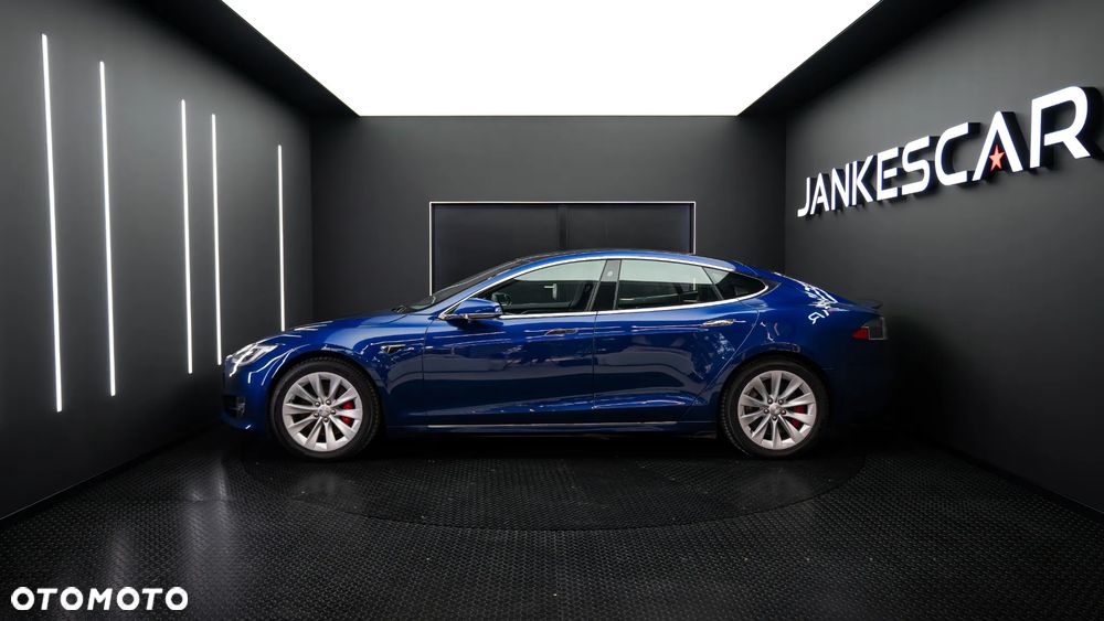 Tesla Model S Performance - 4