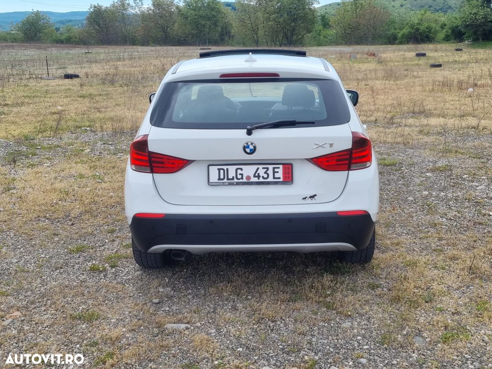 BMW X1 xDrive18d Aut. Sport Line - 4