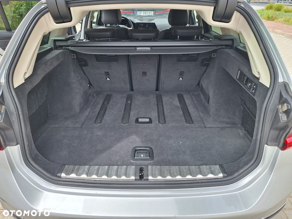 BMW Seria 3 320d xDrive MHEV Luxury Line - 22