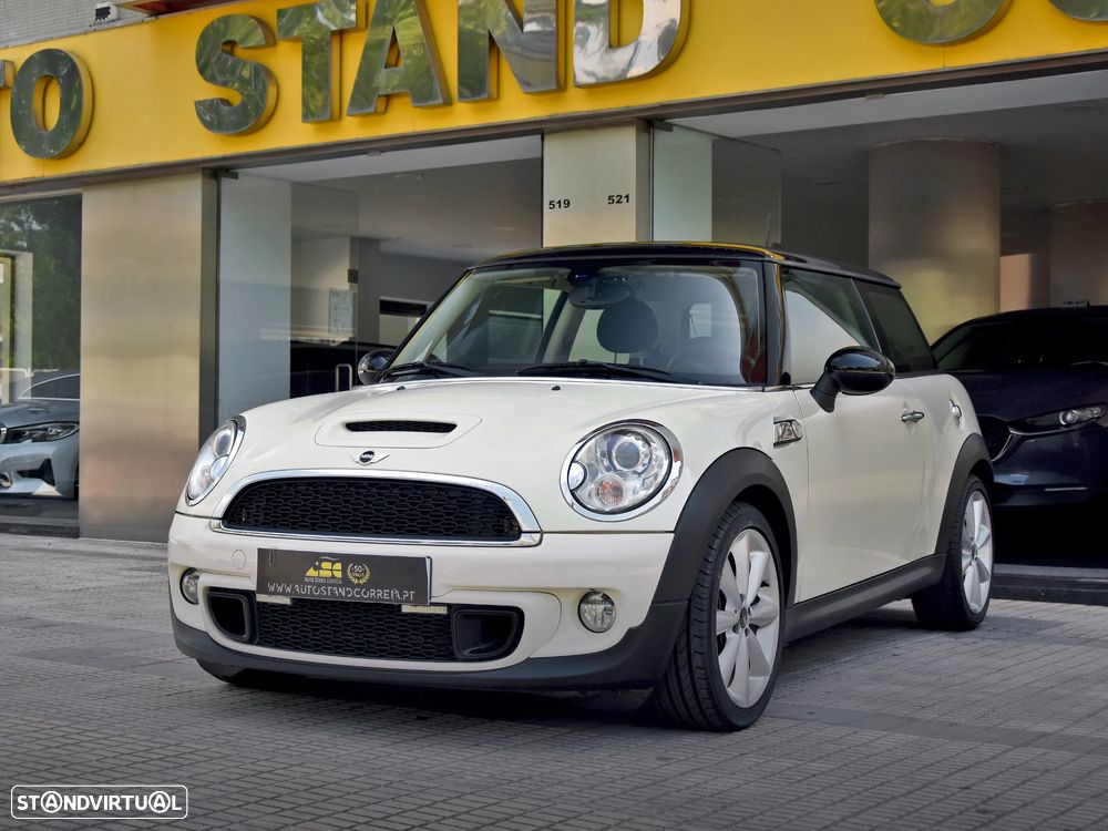 MINI 3 Portas Cooper S - 2