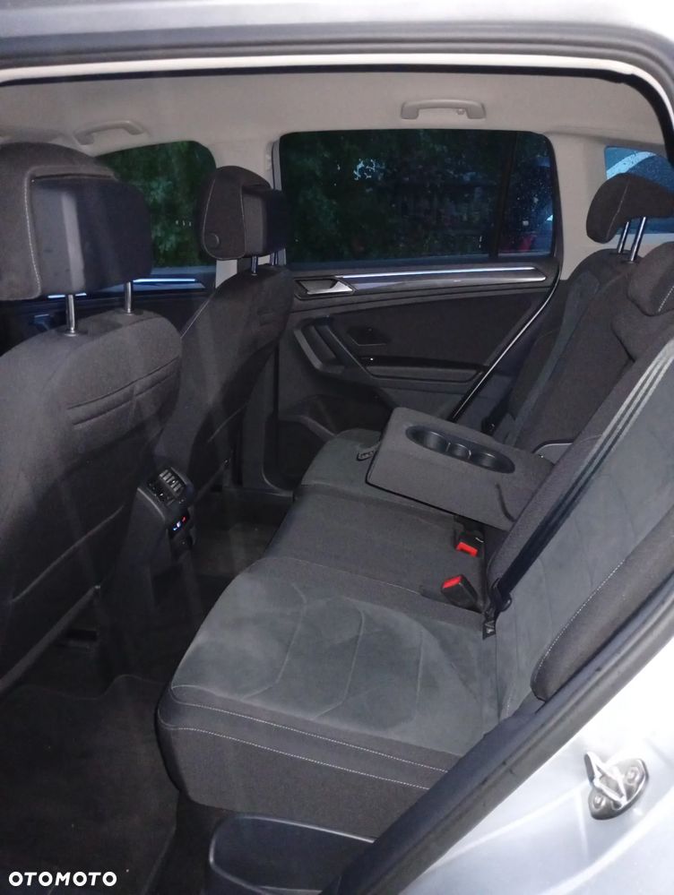 Volkswagen Tiguan - 25
