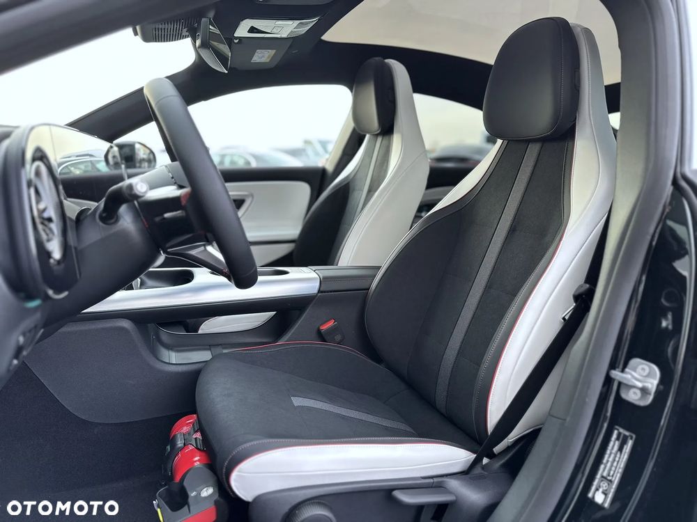 Mercedes-Benz CLA - 22