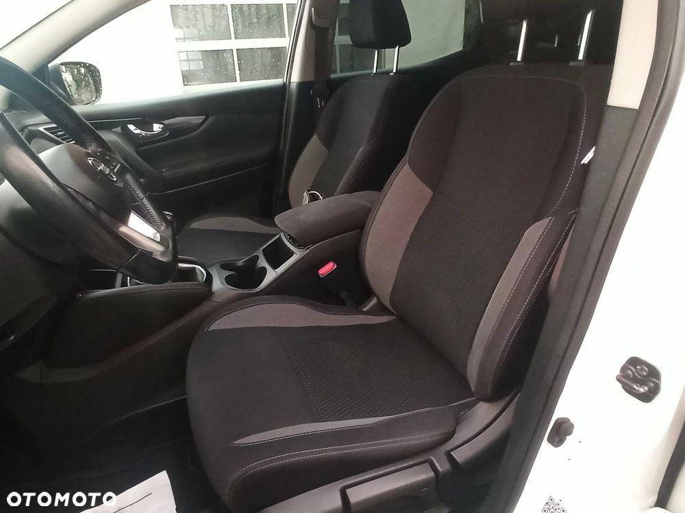 Nissan Qashqai 1.6 dCi I-Way - 18