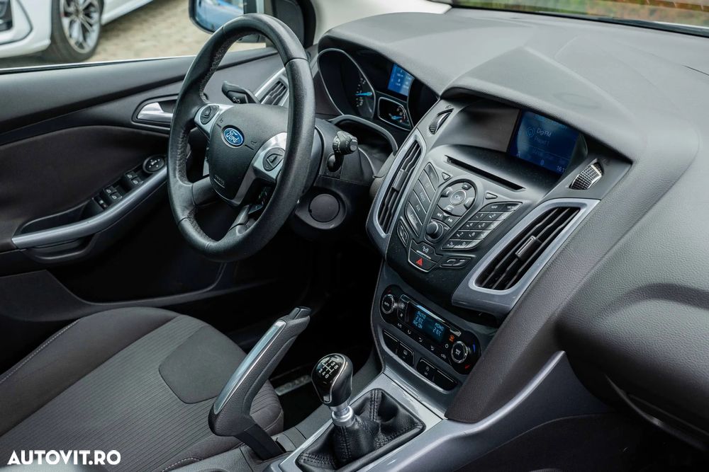 Ford Focus 1.6 EcoBoost Start Stop Titanium - 18