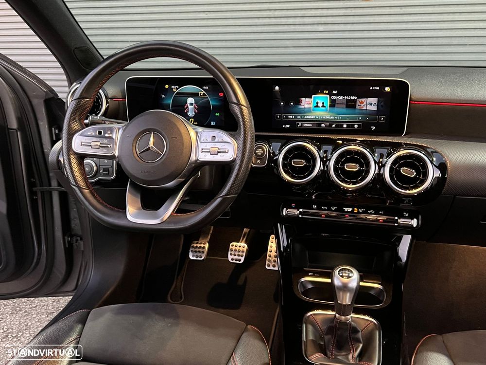 Mercedes-Benz A 160 AMG Line - 17