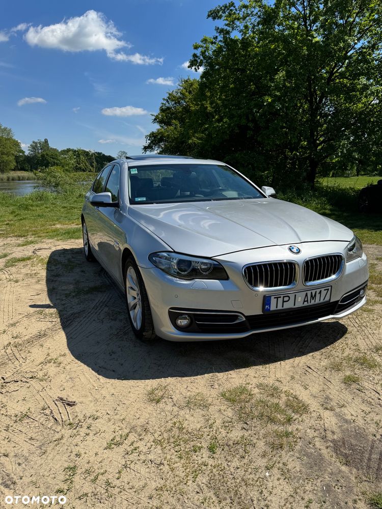 BMW Seria 5 528i xDrive Luxury Line - 6