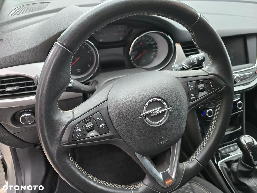 Opel Astra - 17