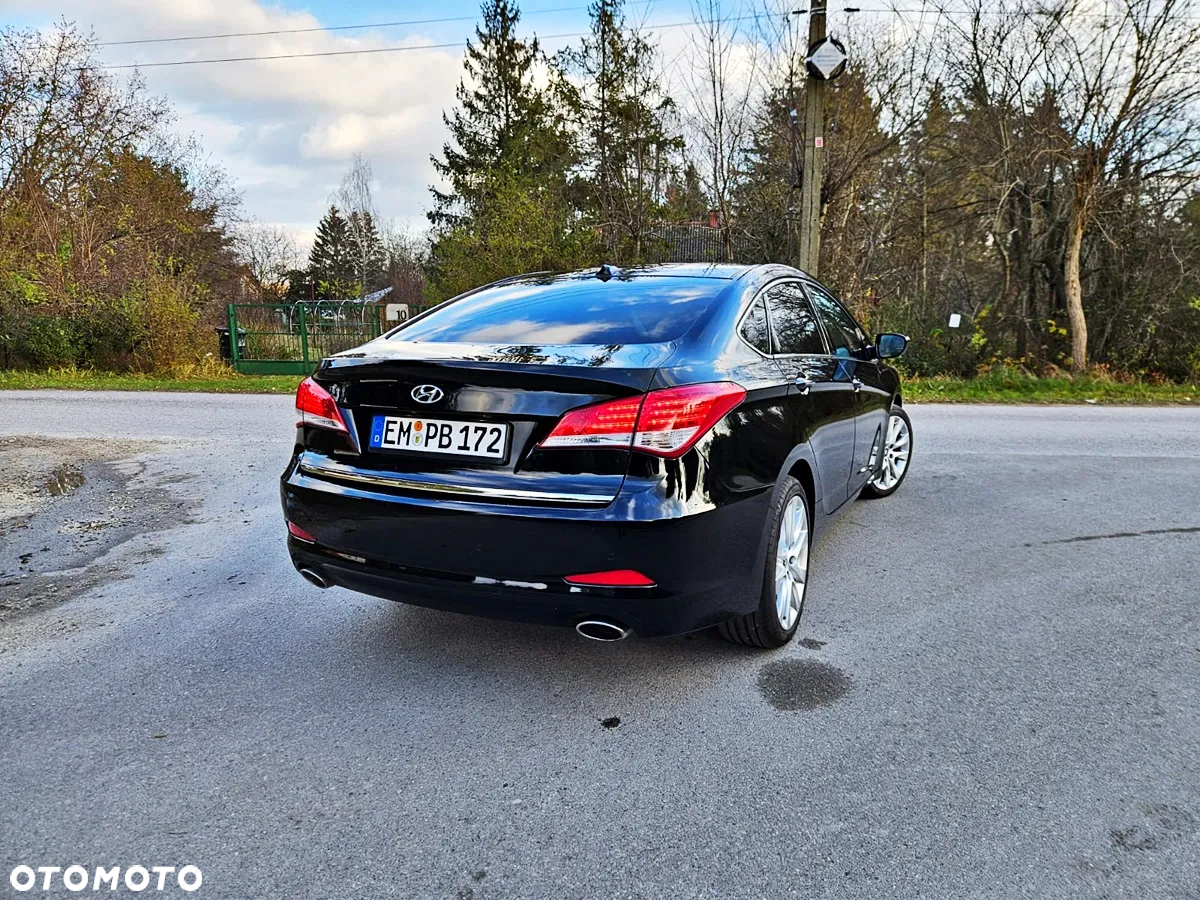 Hyundai i40 2.0 Premium - 12