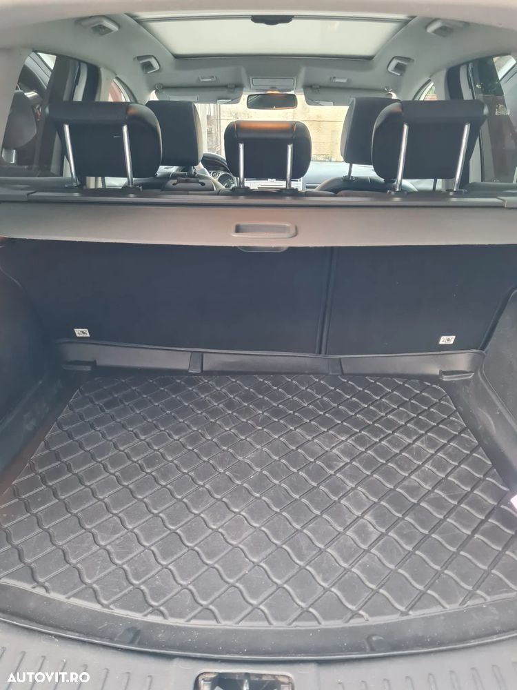Ford Kuga - 20