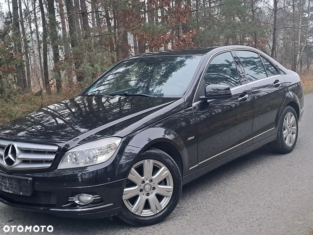 Mercedes-Benz Klasa C 200 CGI Automatik BlueEFFICIENCY Special Edition - 1
