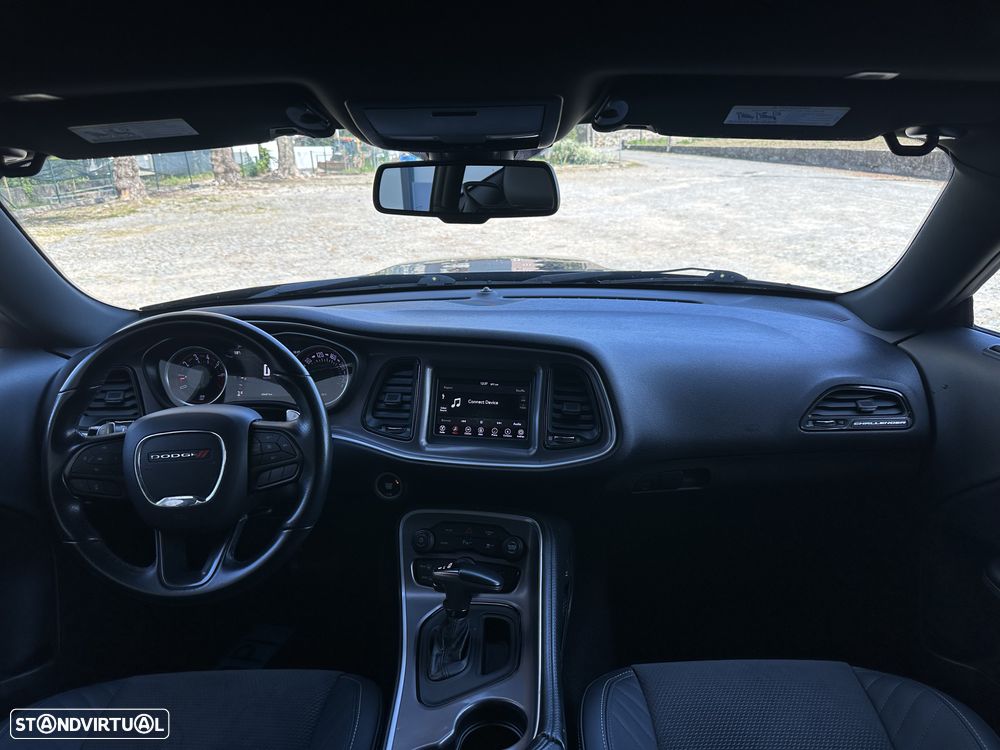 Dodge Challenger - 6