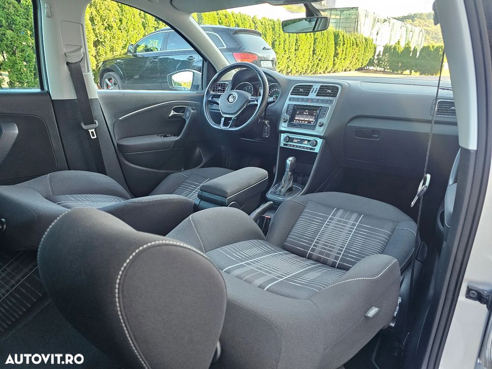Volkswagen Polo 1.2 TSI Blue Motion Technology DSG Lounge - 12
