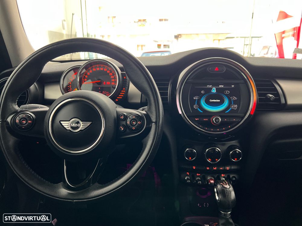 MINI 5 Portas One Auto - 10