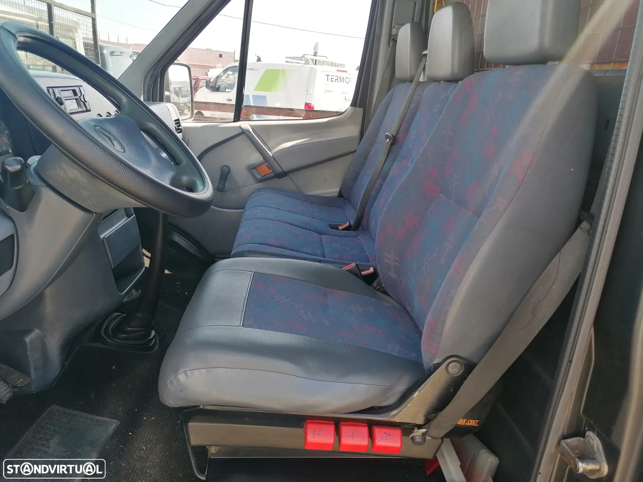 Mercedes-Benz Sprinter 312D - 5