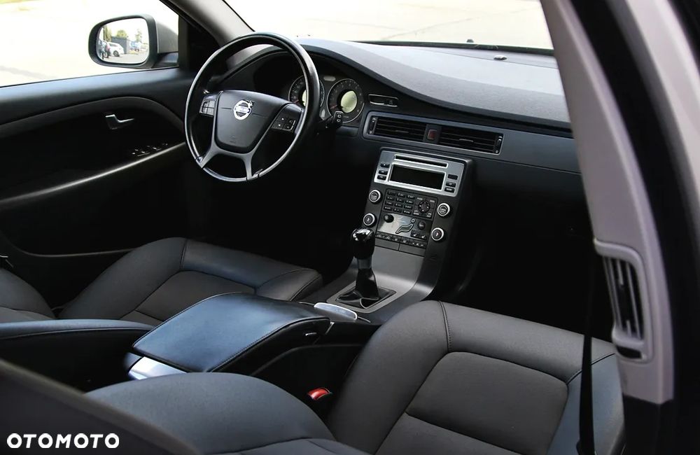 Volvo V70 - 29