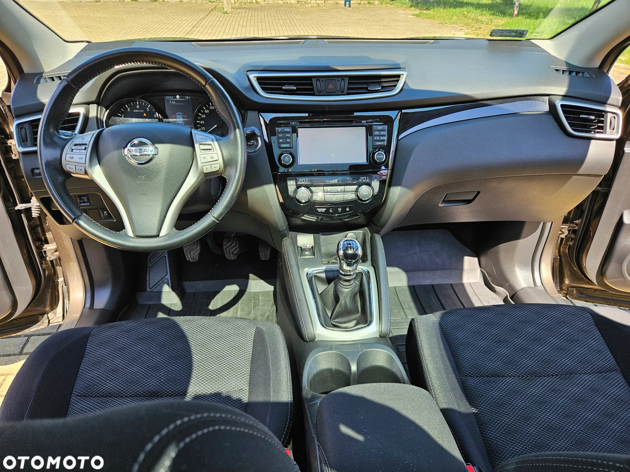 Nissan Qashqai 1.2 DIG-T N-Connecta EU6 - 21