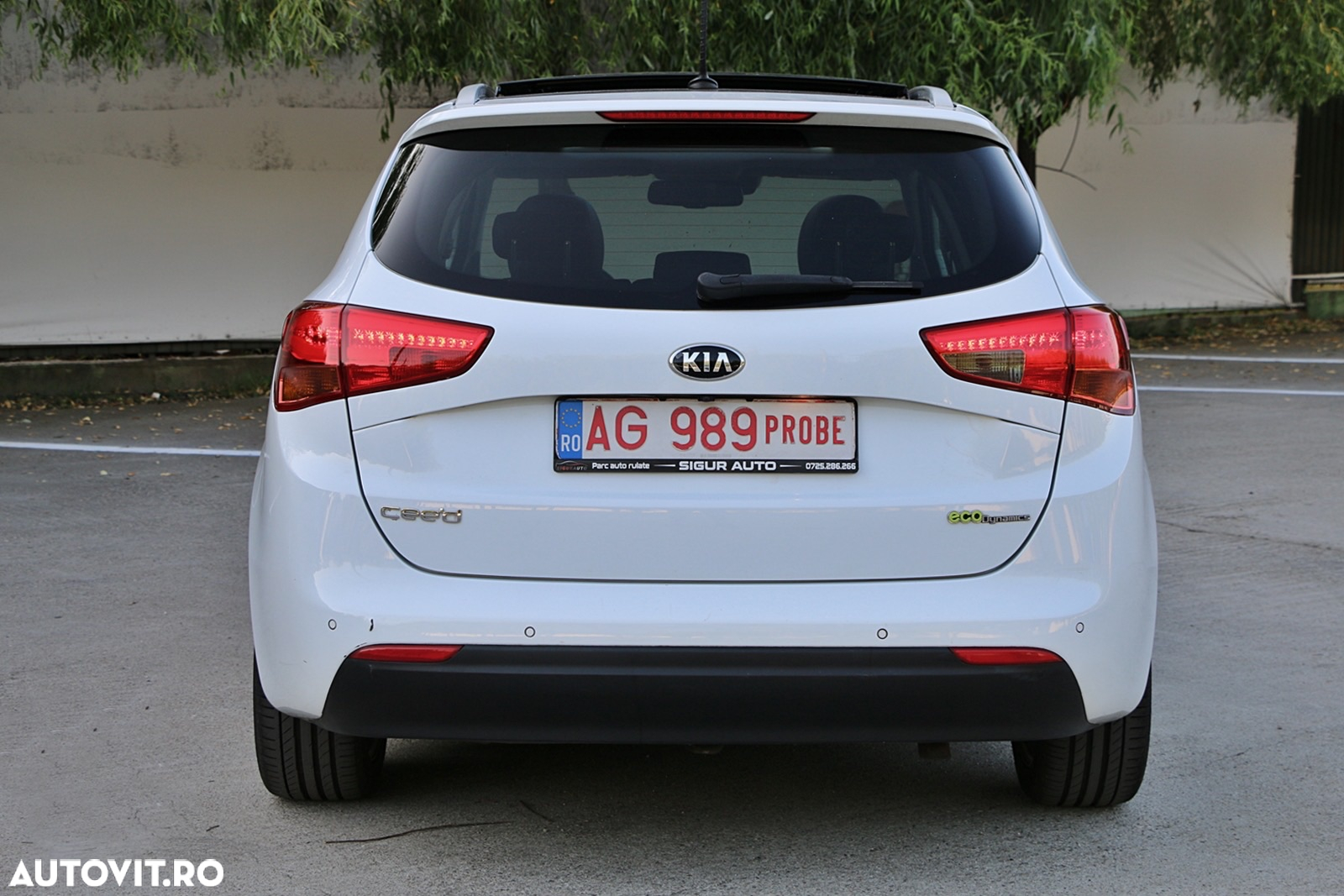 Kia Ceed 1.6 CRDi 128 Platinum Edition - 4