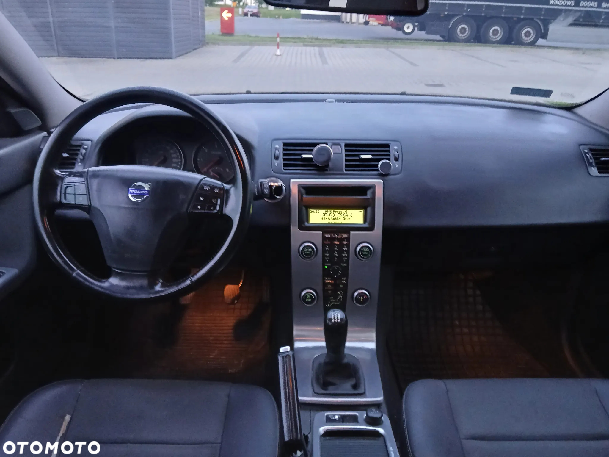 Volvo V50 1.6D DRIVe Momentum Start-Stop - 9