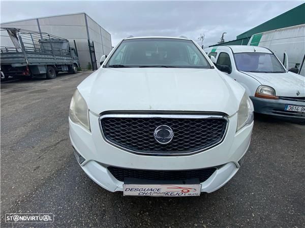 FAROL ESQUERDO SSANGYONG KORANDO - 5