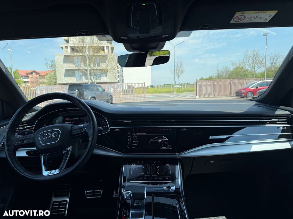 Audi Q8 3.0 55 TFSI quattro Tiptronic MHEV - 12
