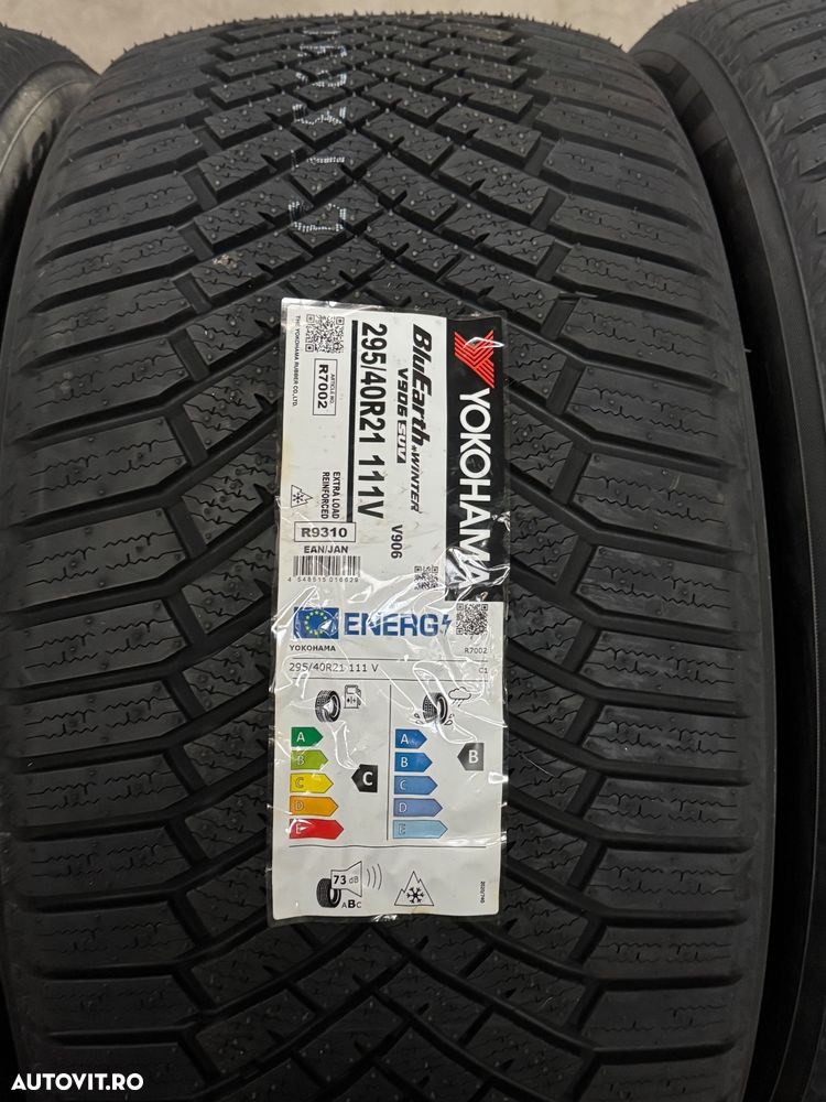 Vând 4 anvelope 295/40/21 Yokohama de iarnă noi - 2