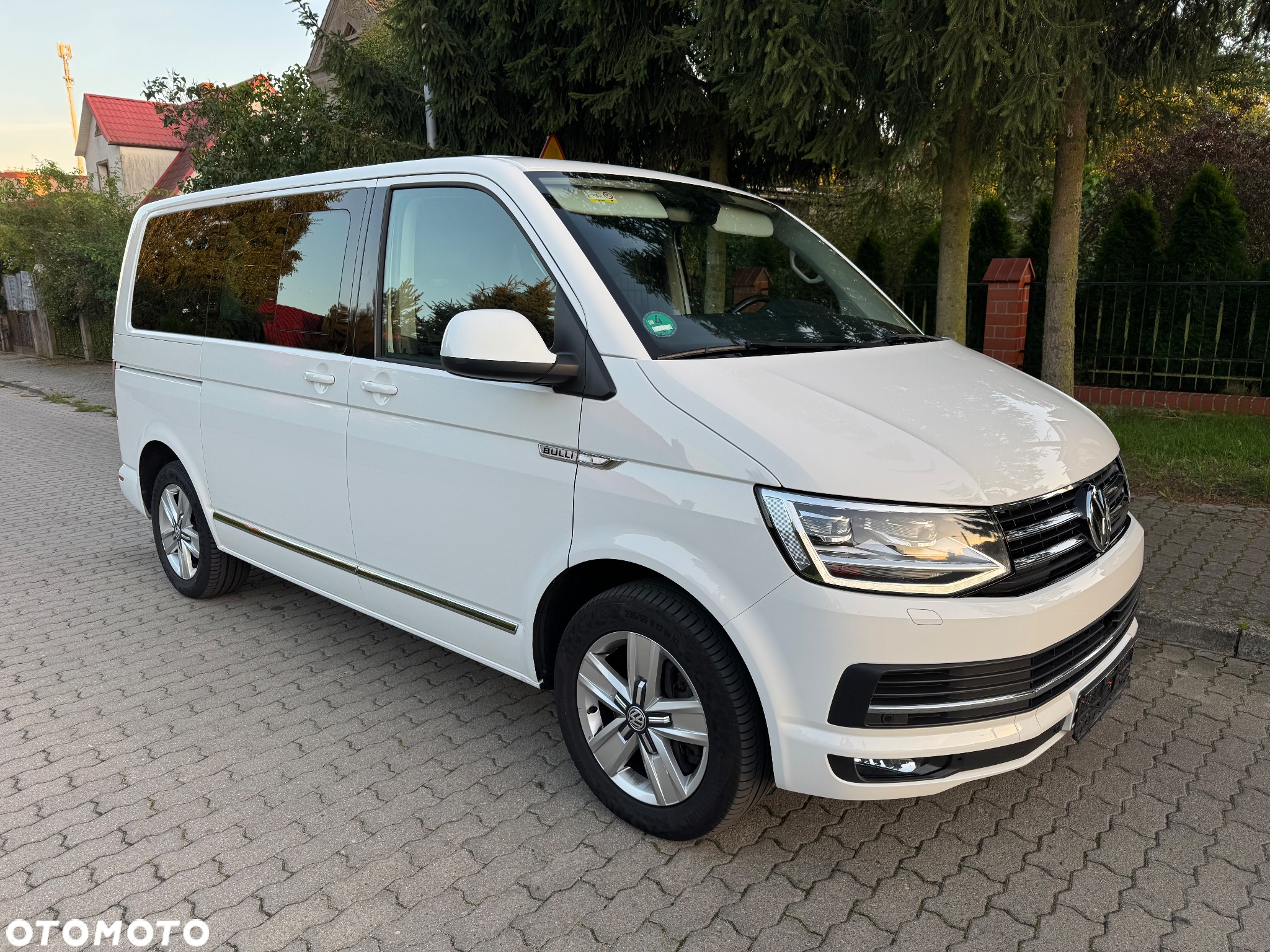 Volkswagen Caravelle 2.0 BiTDI L1 Highline - 6