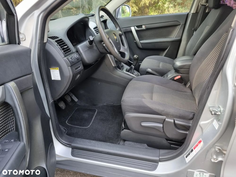Chevrolet Captiva 2.4 2WD 5 Sitzer LS - 11