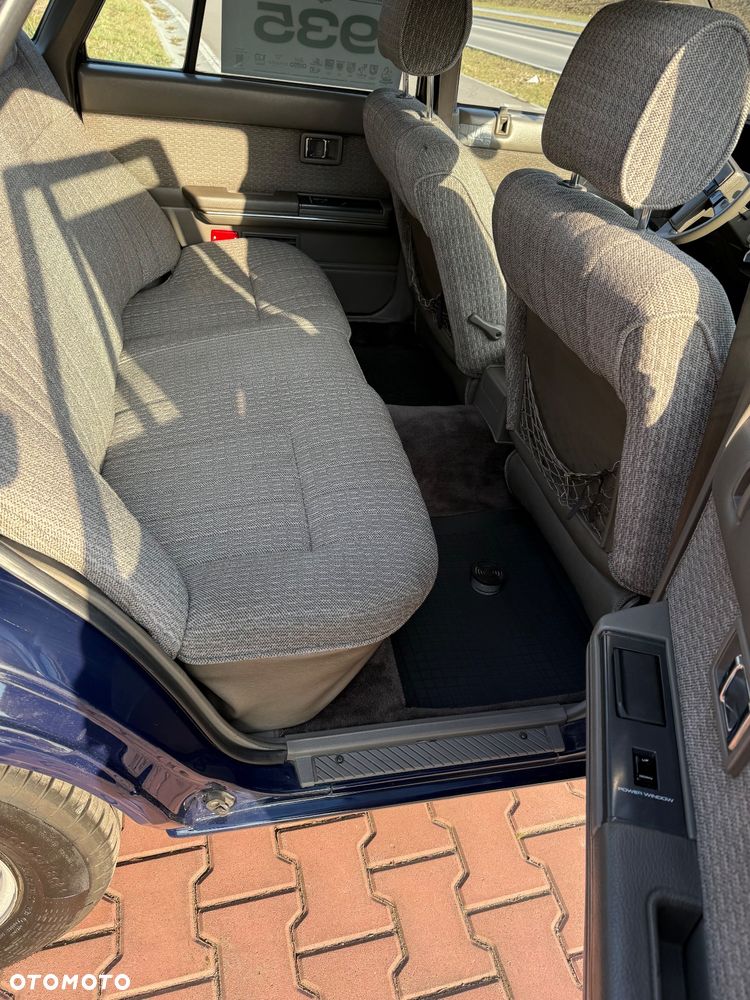 Nissan Laurel 2.8 GL D - 23