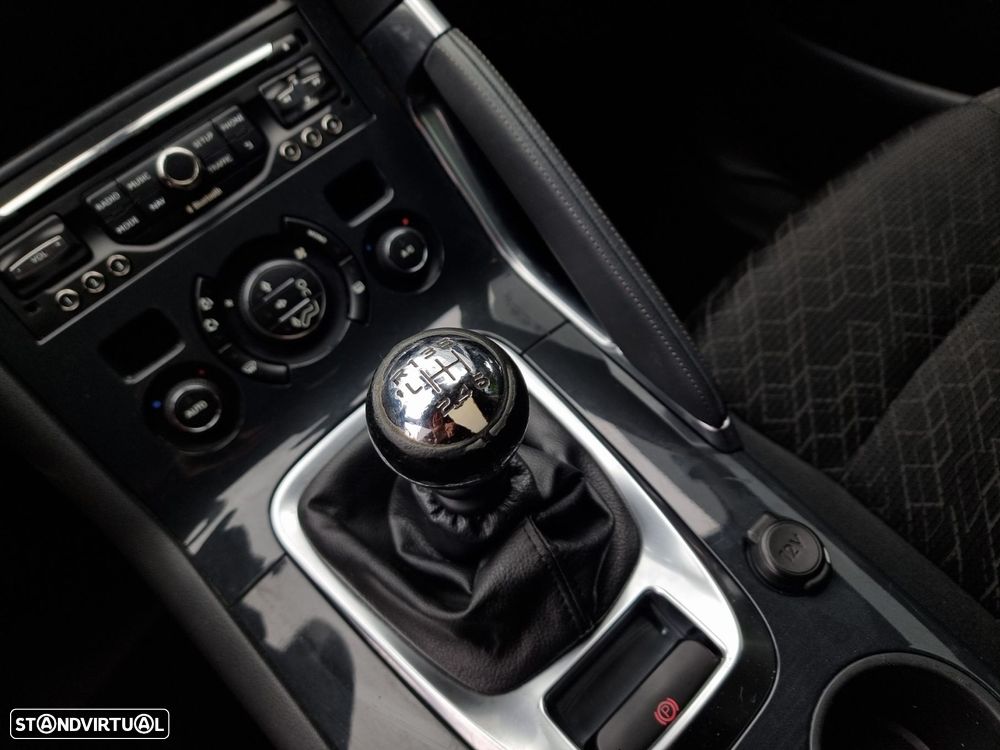 Peugeot 3008 1.6 HDi Style - 11