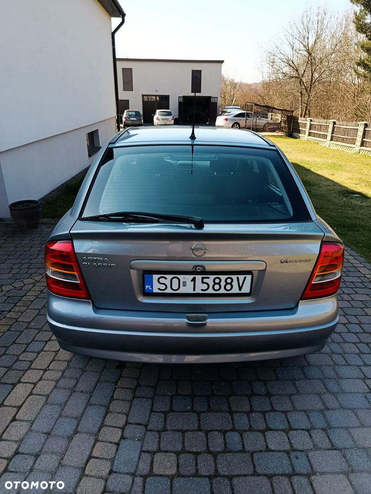 Opel Astra - 5