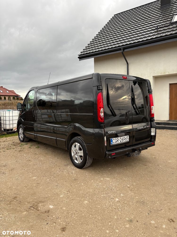 Opel Vivaro L2H1 2.9t - 3