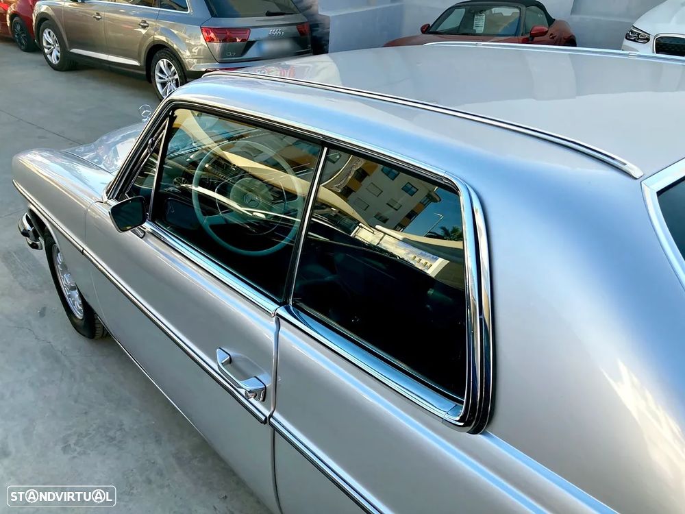 Mercedes-Benz 250 - 51
