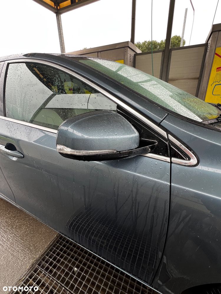 Volvo V40 D2 Summum - 15