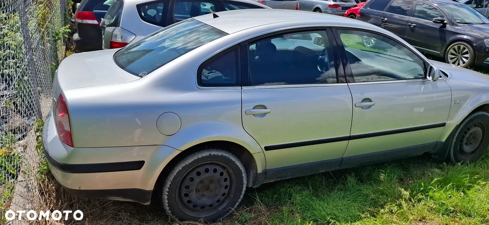Volkswagen Passat - 6
