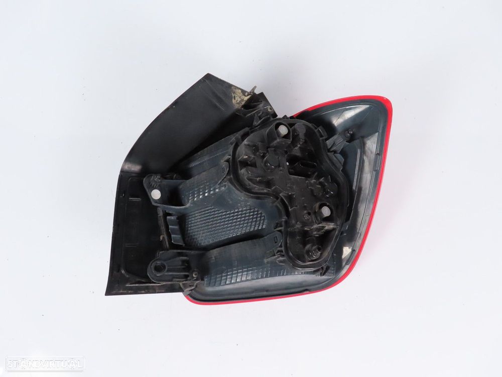 Farolim LED Esquerdo/Trás Usado / Original BMW 1 (F20)/BMW 1 (F21) 63217241541 - 3