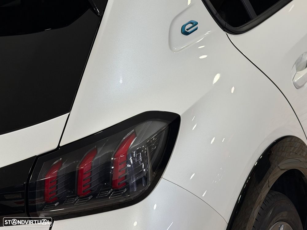Peugeot e-208 50 kWh Allure - 12