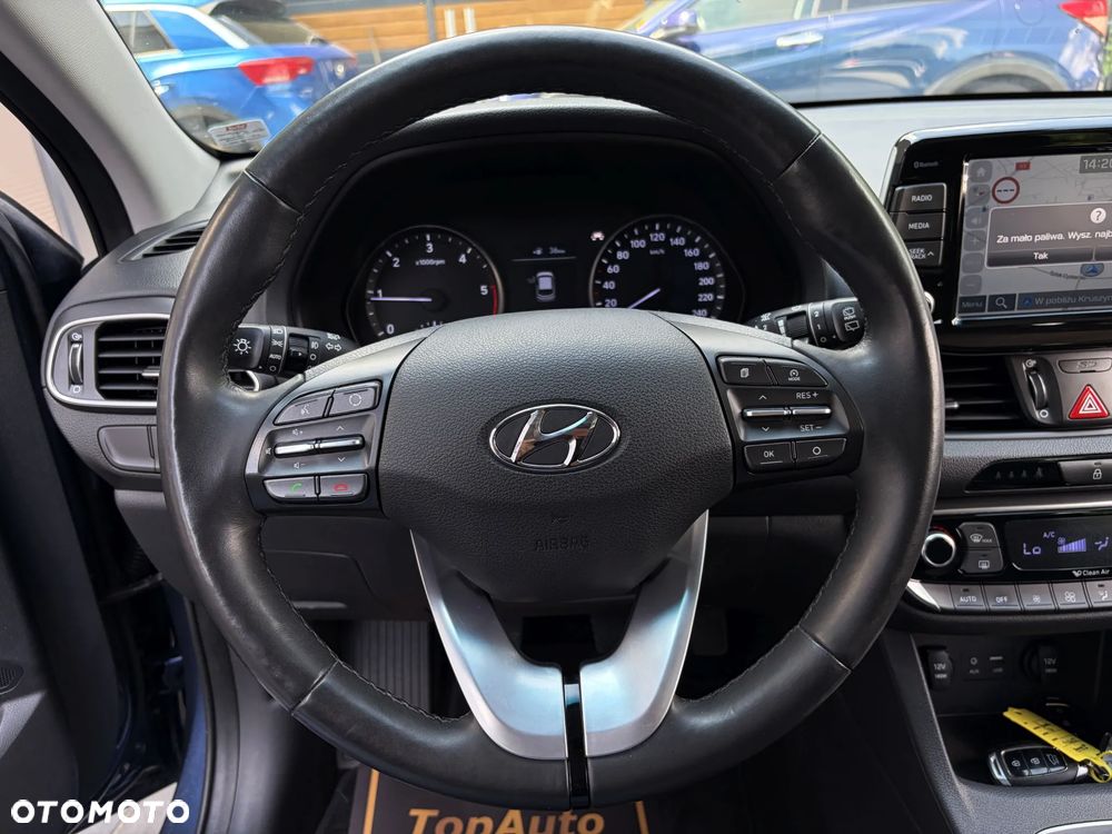 Hyundai i30 1.6 CRDi BlueDrive Go - 16