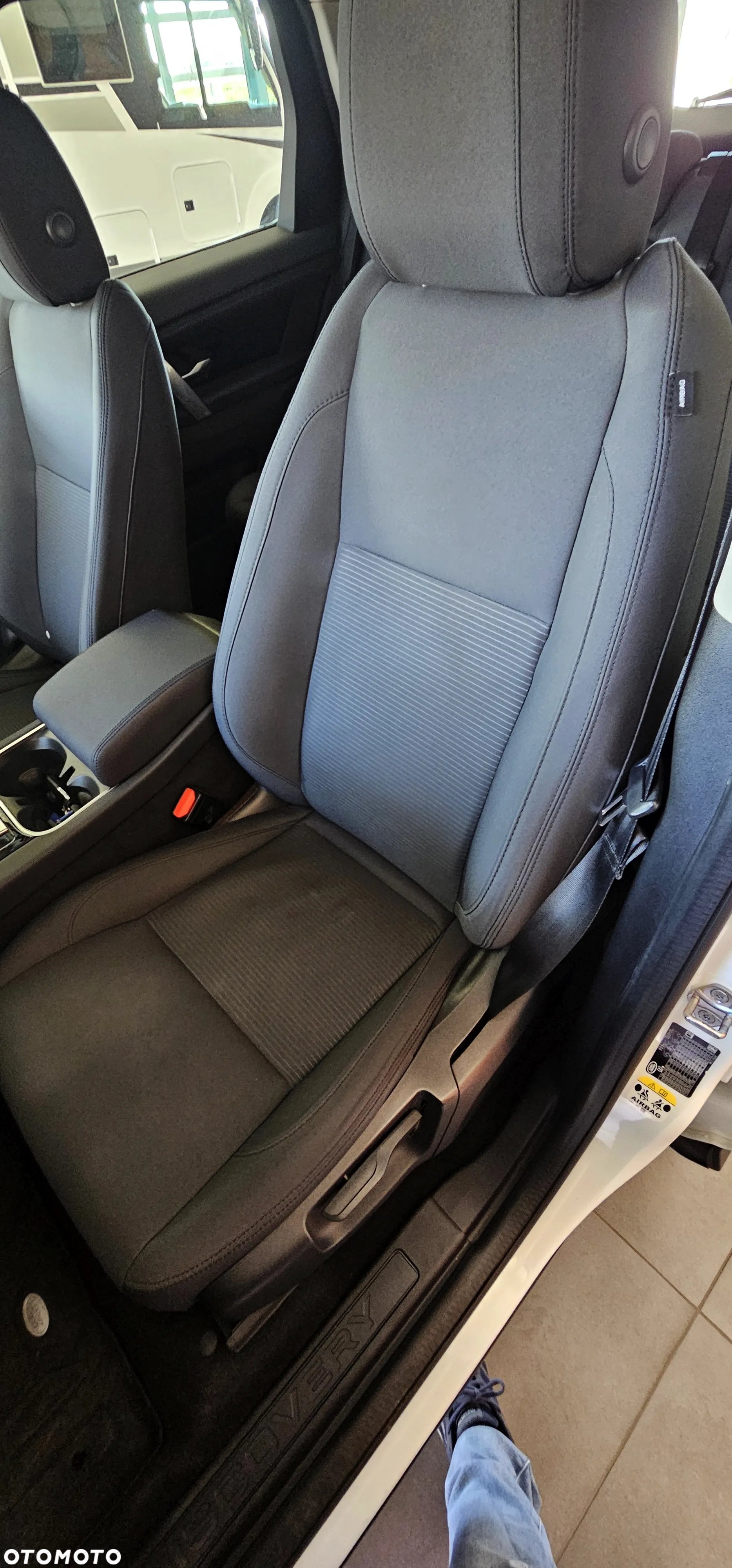 Land Rover Discovery Sport 2.0 D150 R-Dynamic S - 8