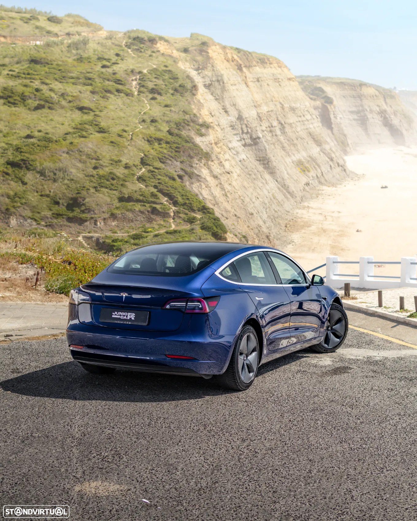 Tesla Model 3 Standard Range Plus RWD - 4