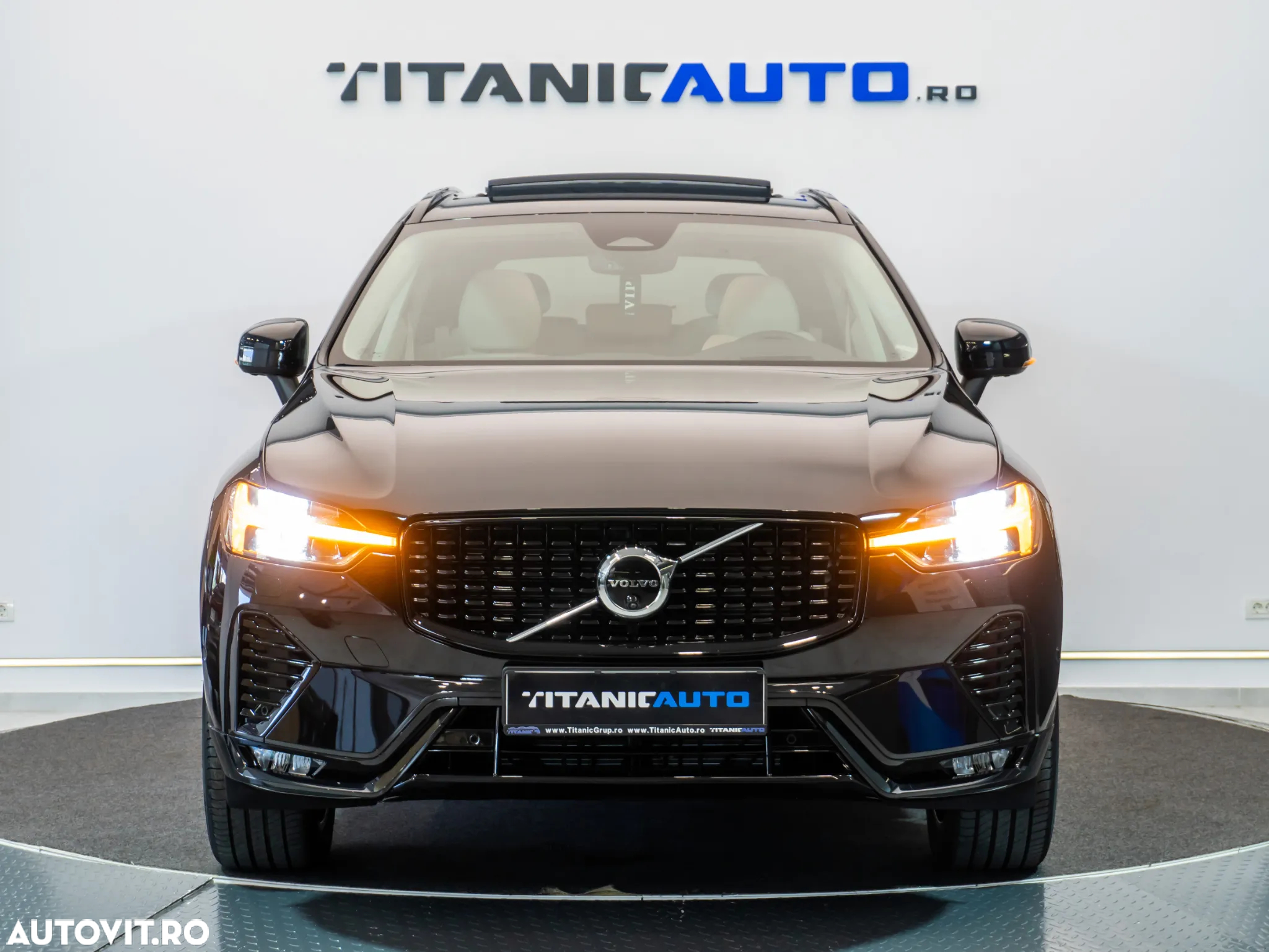 Volvo XC 60 B4 MHEV AT AWD Ultimate Dark - 6