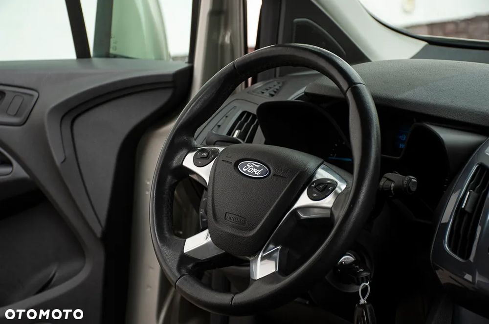 Ford Tourneo Connect Grand 1.6 TDCi Titanium - 29