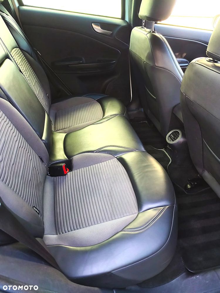 Alfa Romeo Giulietta 2.0 JTDM Exclusive - 10