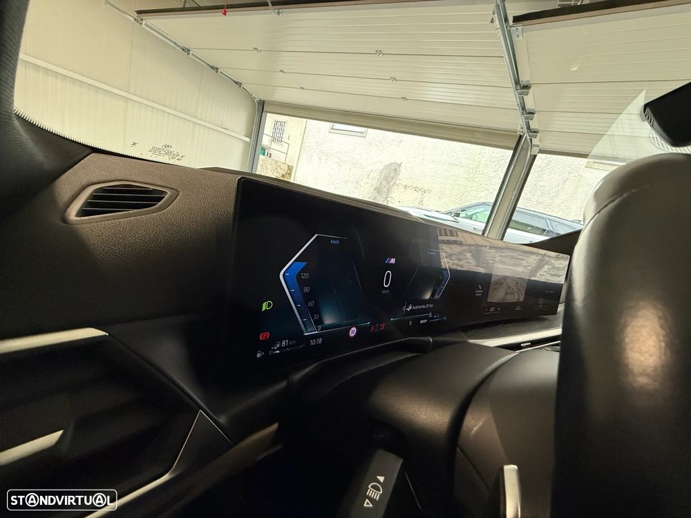 BMW 330 e Aut. M Sport - 34