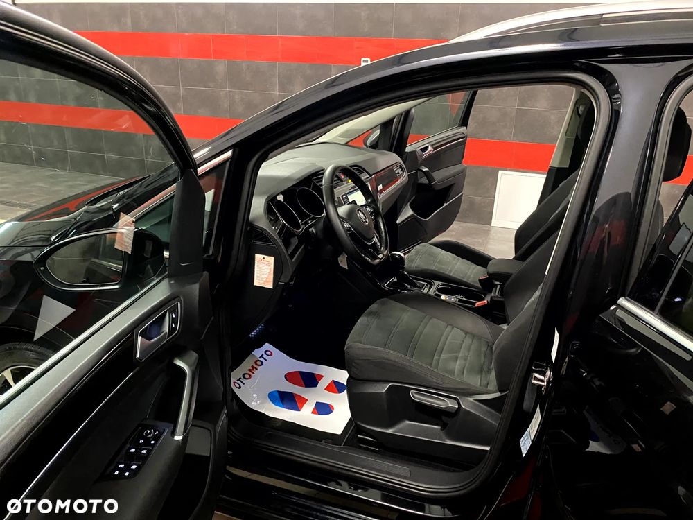 Volkswagen Touran 2.0 TDI BMT Highline DSG - 17