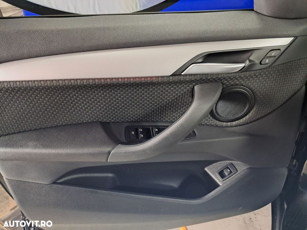 BMW X1 sDrive18d AT - 10