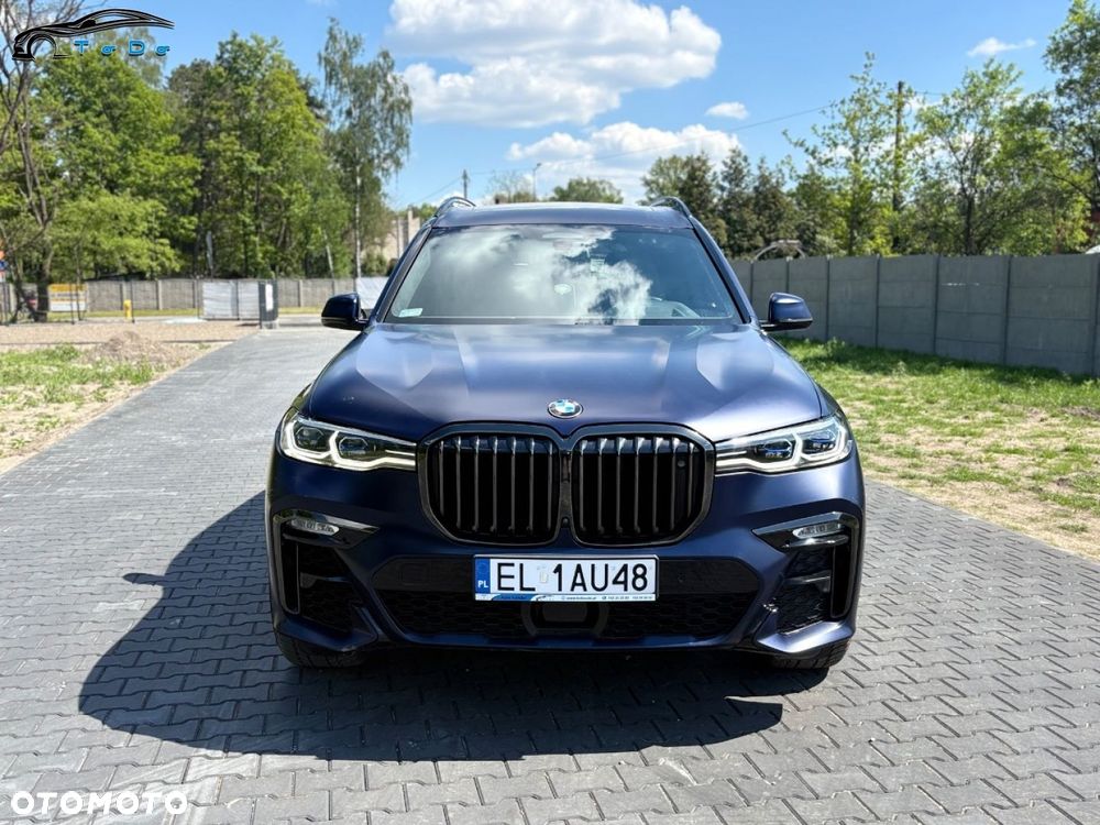 BMW X7 - 11