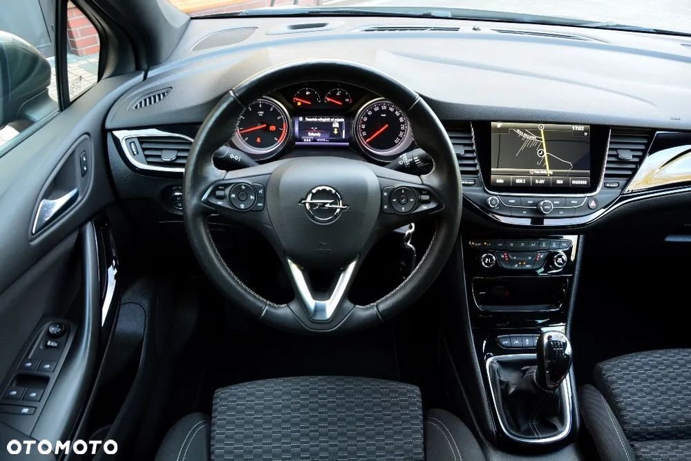 Opel Astra 1.4 Turbo Innovation - 9