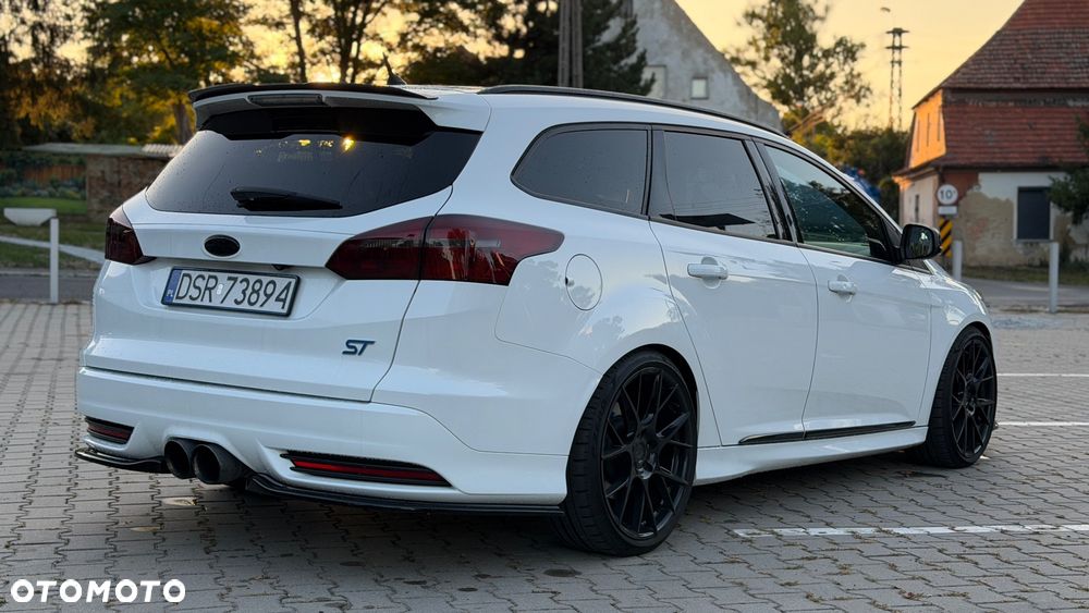 Ford Focus 2.0 EcoBoost ST - 3