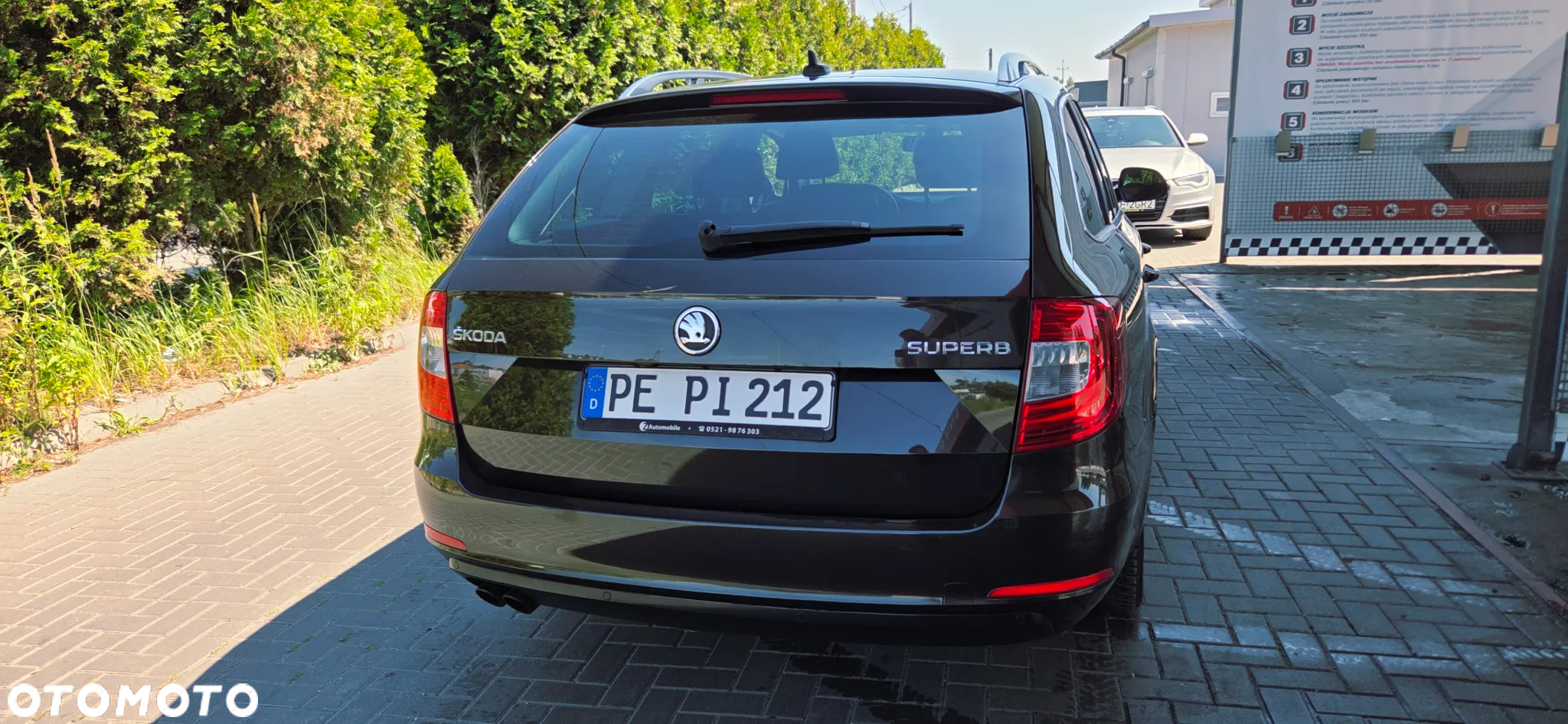 Skoda Superb 2.0 TDI Business DSG - 10