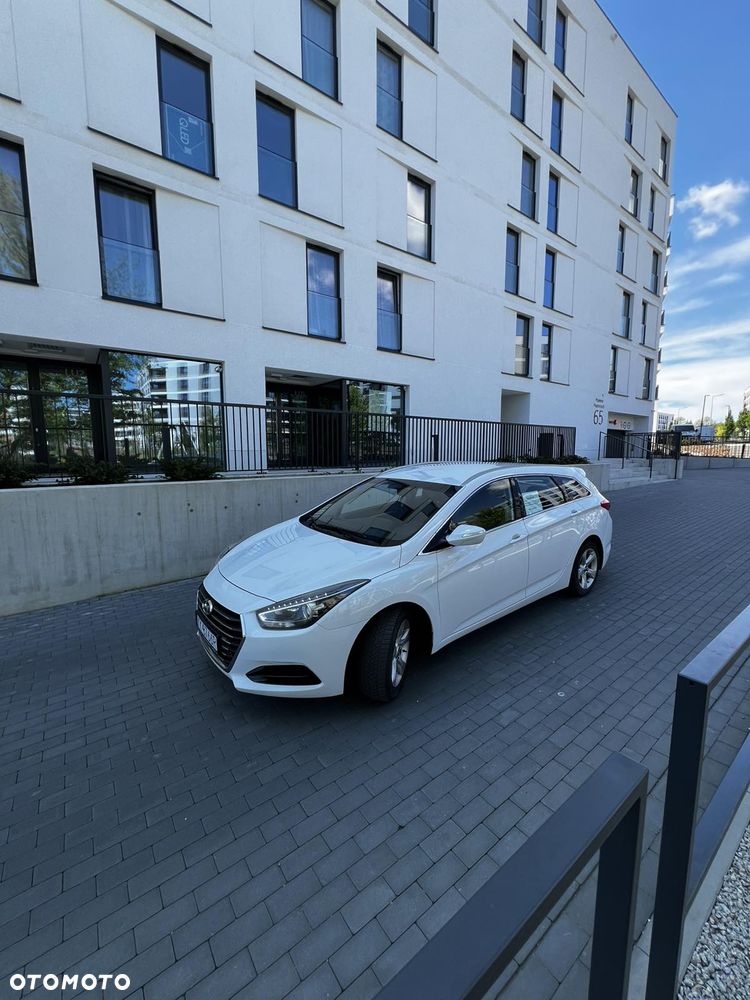 Hyundai i40 1.7 CRDi Comfort DCT - 3